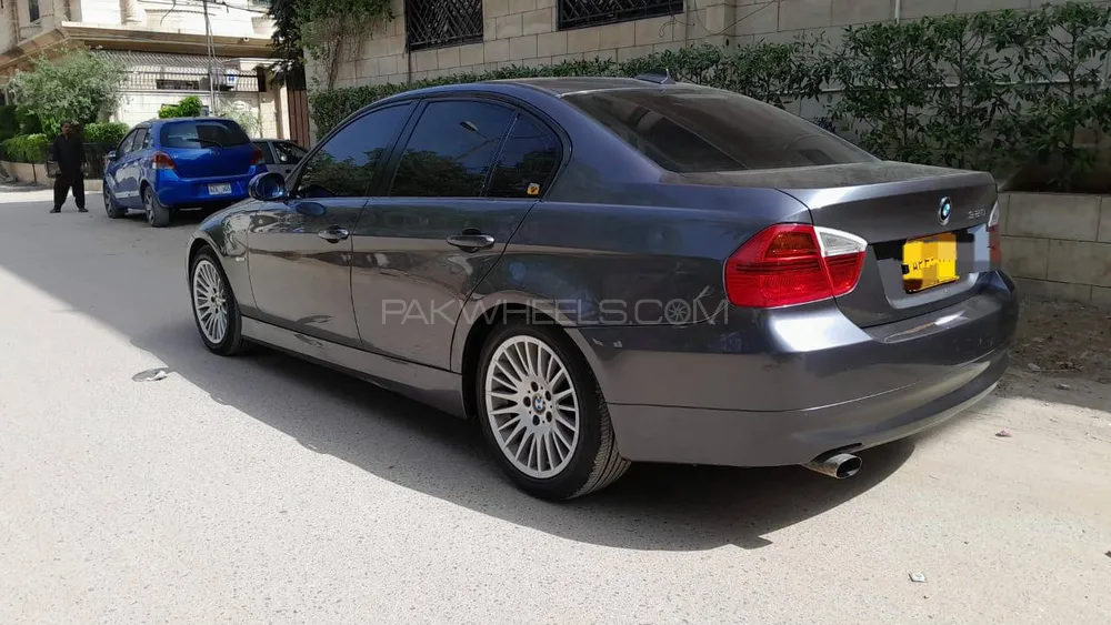 بی ایم ڈبلیو 3 سیریز 2006 for Sale in کراچی بی ایم ڈبلیو 3 سیریز 2006 for Sale in کراچی Image-4