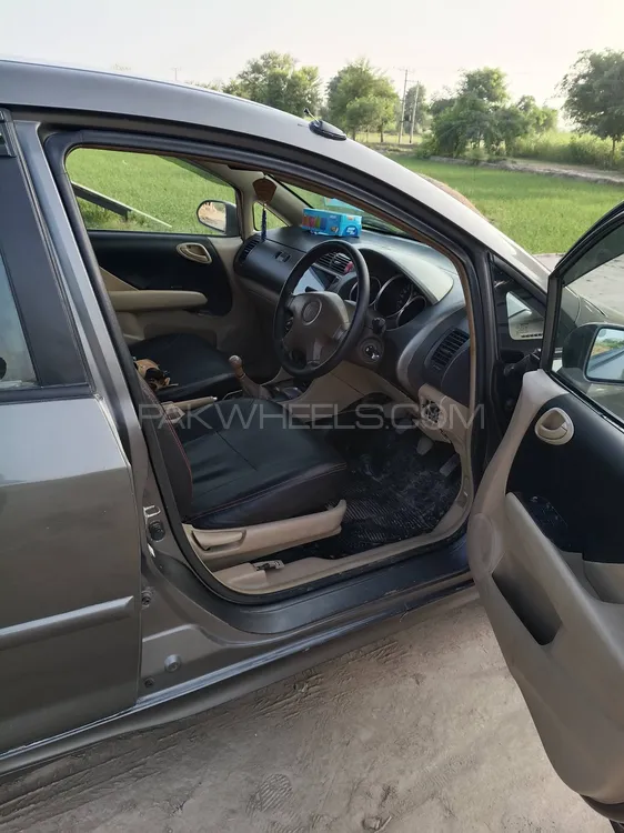 ہونڈا سٹی 2005 for Sale in جھنگ ہونڈا سٹی 2005 for Sale in جھنگ Image-9