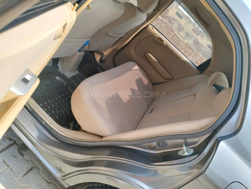 ہونڈا سٹی 2007 for Sale in وہاڑی ہونڈا سٹی 2007 for Sale in وہاڑی Image-5