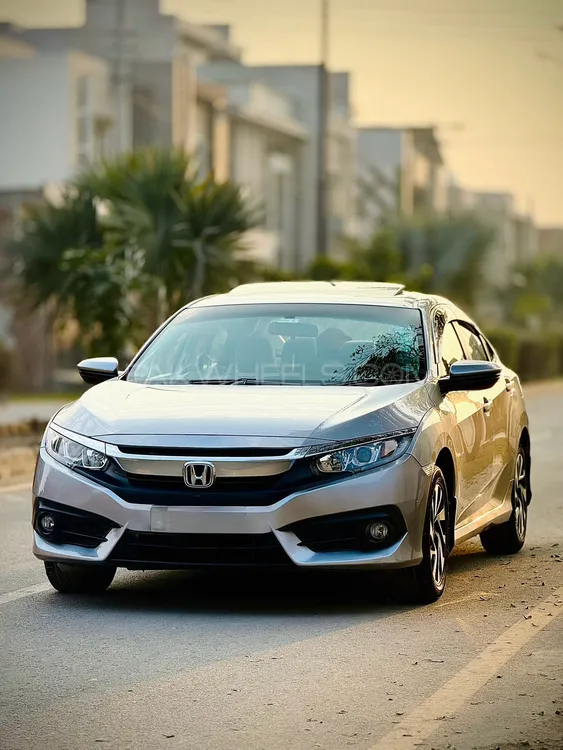 Honda Civic 2017 for Sale in Faisalabad Honda Civic 2017 for Sale in Faisalabad Image-3