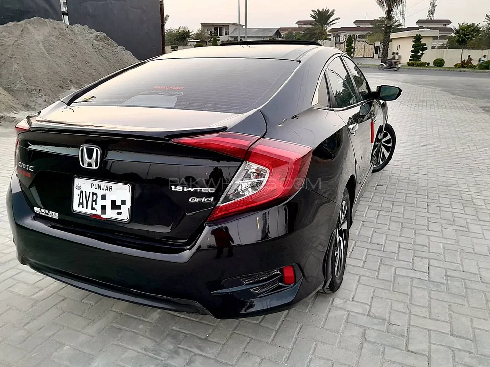 Honda Civic 2018 for Sale in Lahore Honda Civic 2018 for Sale in Lahore Image-7