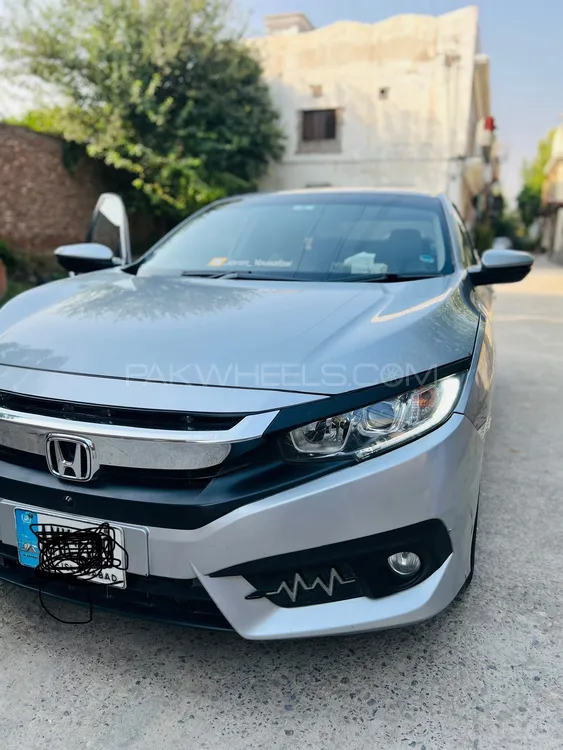 Honda Civic 2019 for Sale in Peshawar Image-1