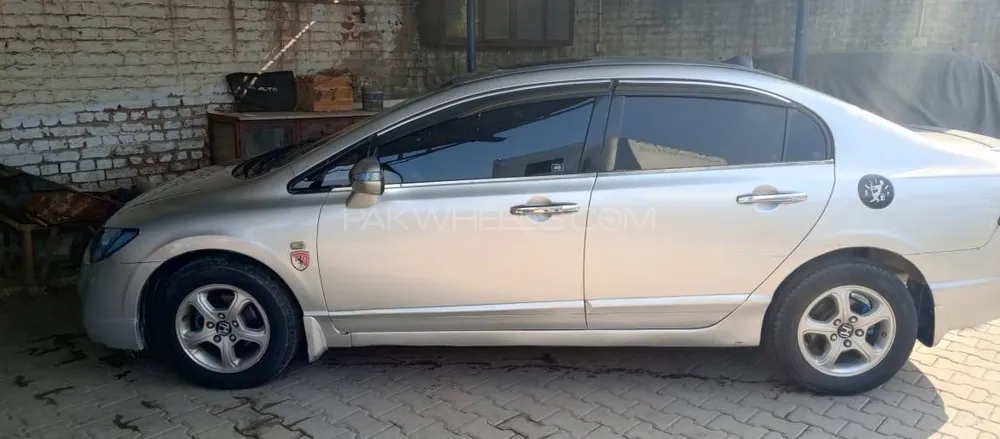ہونڈا سوک 2010 for Sale in گجرات ہونڈا سوک 2010 for Sale in گجرات Image-3