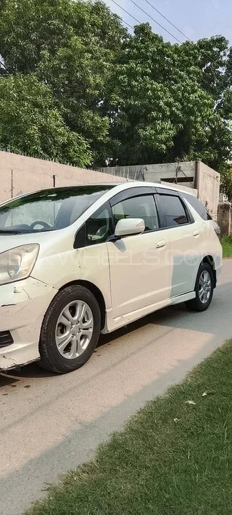 Honda Fit 2016 for Sale in Faisalabad Image-1