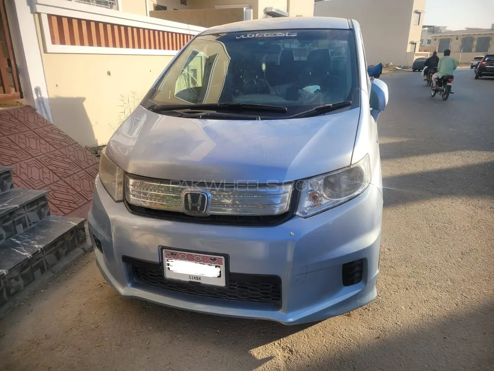 Honda Freed 2012 for Sale in Karachi Image-1