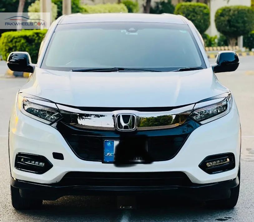 Honda Vezel 2016 for Sale in Peshawar Image-1