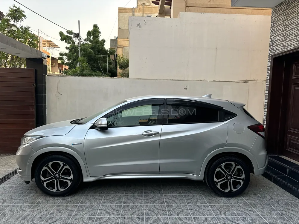 Honda Vezel 2014 for Sale in Karachi Honda Vezel 2014 for Sale in Karachi Image-20