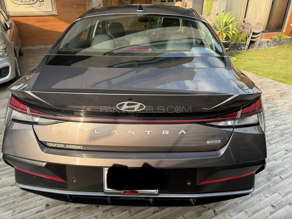 Hyundai Elantra 2025 for Sale in Lahore Hyundai Elantra 2025 for Sale in Lahore Image-7