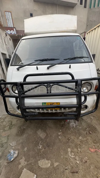 Hyundai Shehzore 2005 for Sale in Lahore Hyundai Shehzore 2005 for Sale in Lahore Image-3