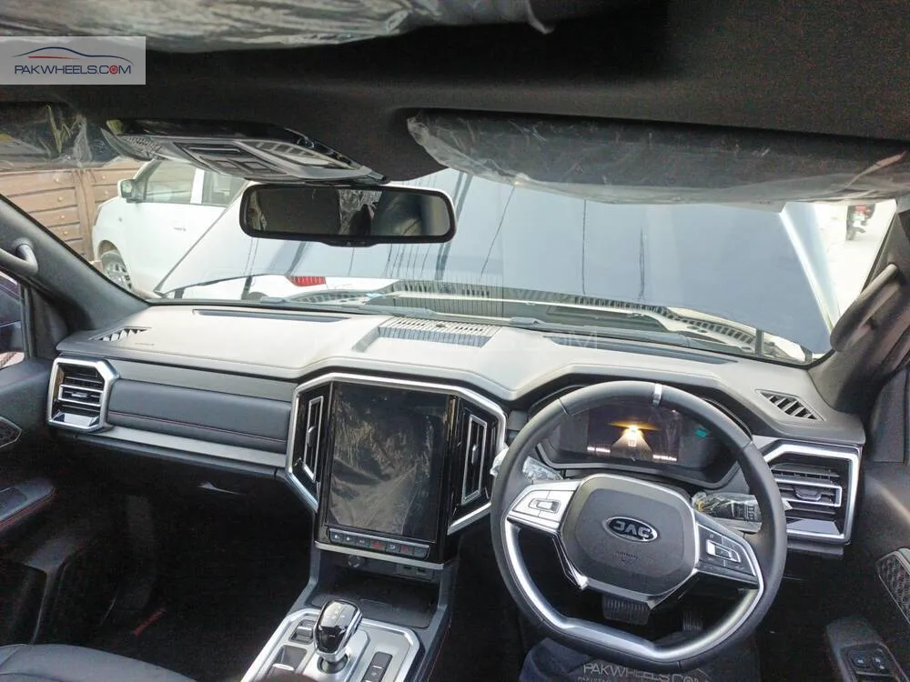 JAC T9 2025 for Sale in Rawalpindi JAC T9 2025 for Sale in Rawalpindi Image-10