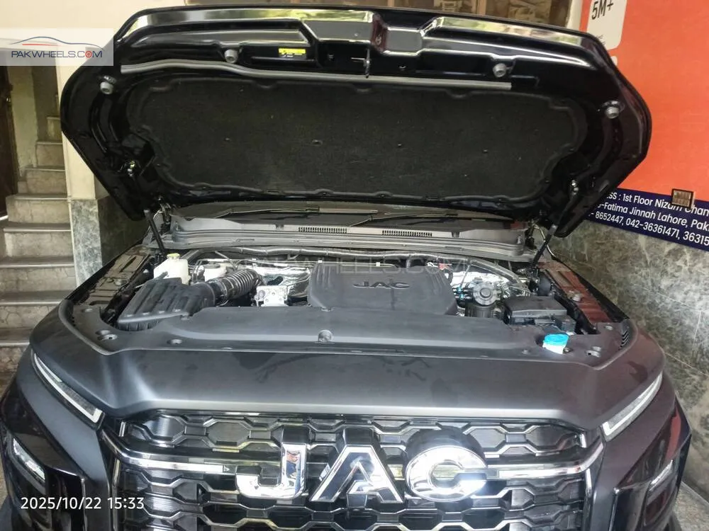 JAC T9 2025 for Sale in Lahore JAC T9 2025 for Sale in Lahore Image-8