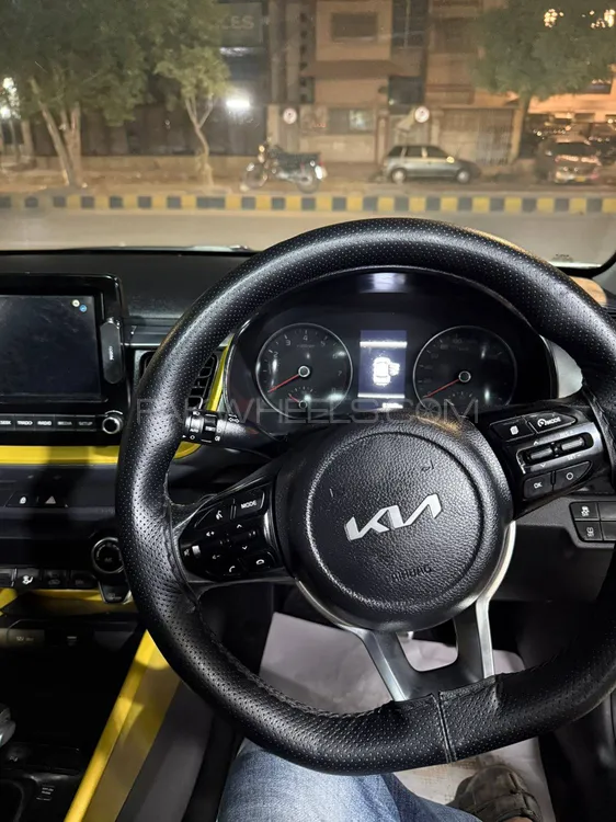 KIA Stonic 2022 for Sale in Karachi KIA Stonic 2022 for Sale in Karachi Image-7