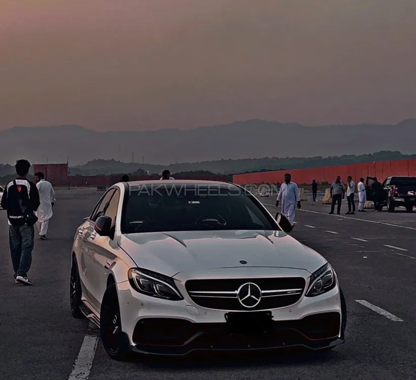 Mercedes Benz C Class 2015 for Sale in Islamabad Image-1