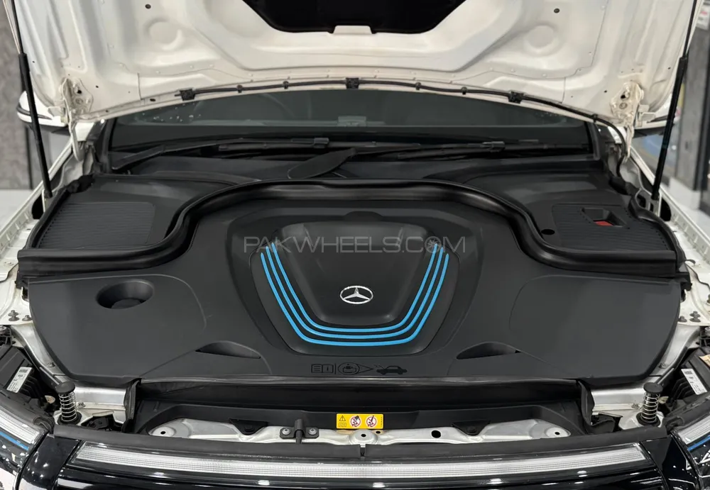 Mercedes Benz EQC 2021 for Sale in Rawalpindi Mercedes Benz EQC 2021 for Sale in Rawalpindi Image-22
