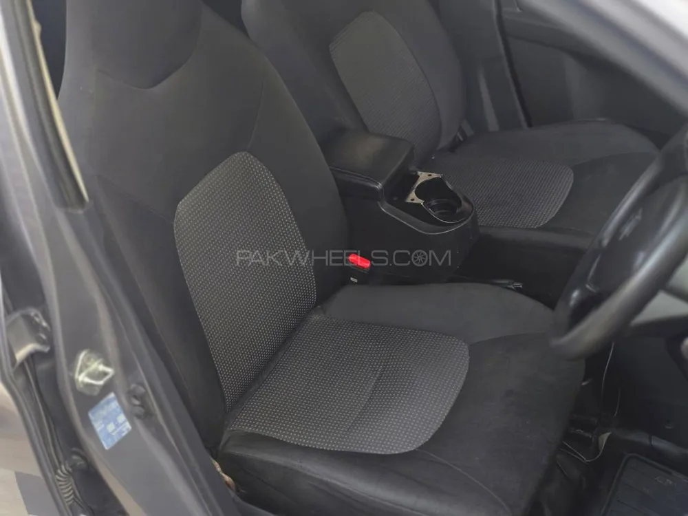 Suzuki Cultus 2017 for Sale in Islamabad Suzuki Cultus 2017 for Sale in Islamabad Image-11