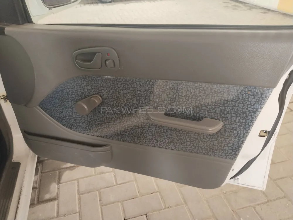 Suzuki Cultus 2013 for Sale in Rawalpindi Suzuki Cultus 2013 for Sale in Rawalpindi Image-8