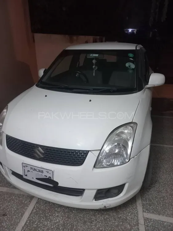 Suzuki Swift 2010 for Sale in Lahore Image-1