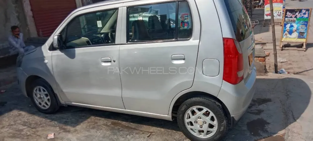 Suzuki Wagon R 2018 for Sale in Faisalabad Suzuki Wagon R 2018 for Sale in Faisalabad Image-10