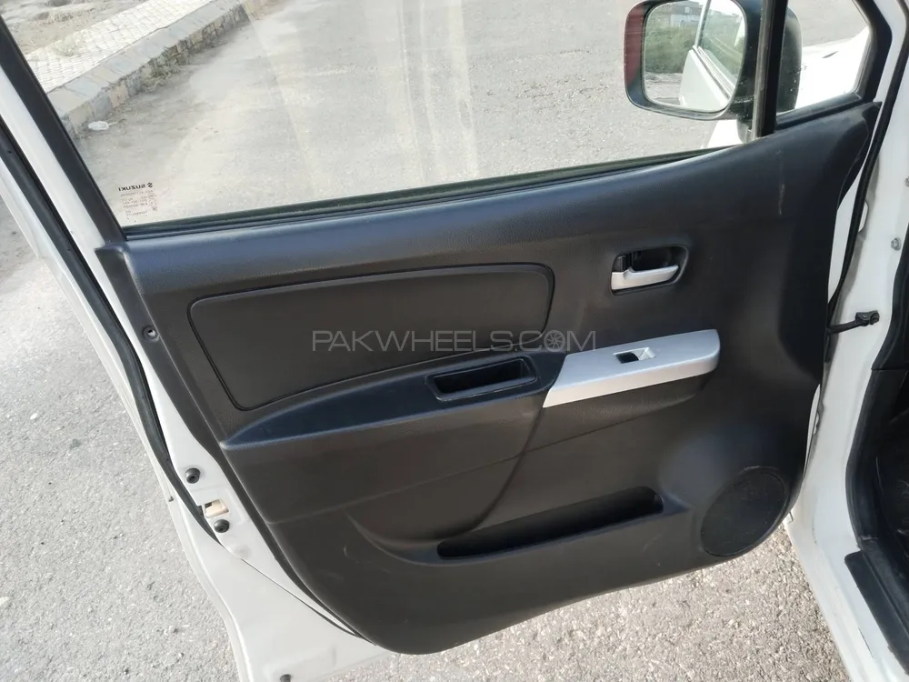 Suzuki Wagon R 2019 for Sale in Multan Suzuki Wagon R 2019 for Sale in Multan Image-11