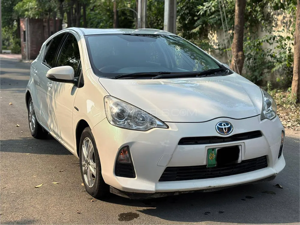 Toyota Aqua 2013 for Sale in Lahore Image-1