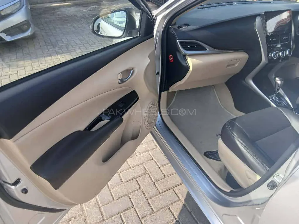 Toyota Yaris Sedan 2021 for Sale in Peshawar Image-1