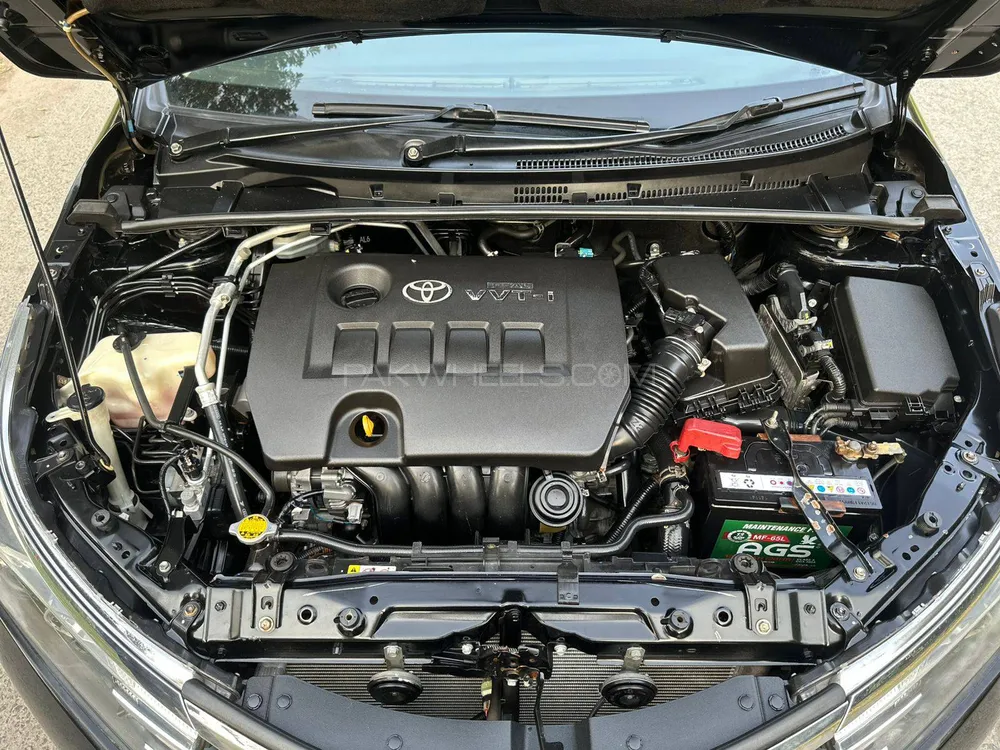 Toyota Corolla 2017 for Sale in Lahore Toyota Corolla 2017 for Sale in Lahore Image-5