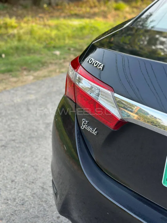 Toyota Corolla 2017 for Sale in Lahore Toyota Corolla 2017 for Sale in Lahore Image-15