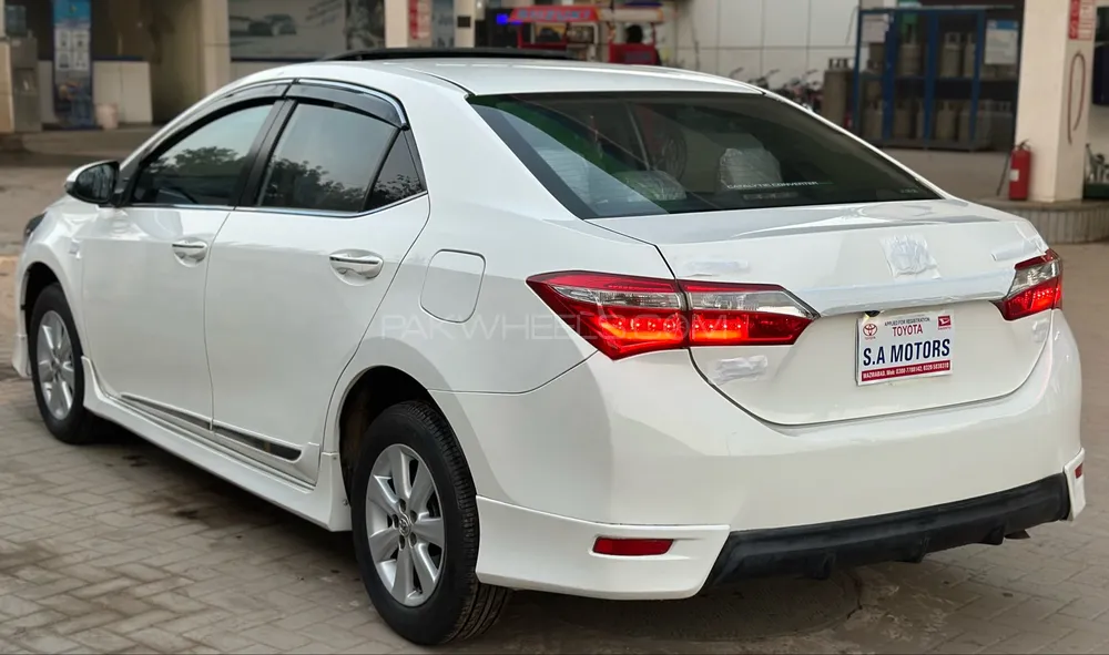 Toyota Corolla 2017 for Sale in Gujranwala Toyota Corolla 2017 for Sale in Gujranwala Image-10