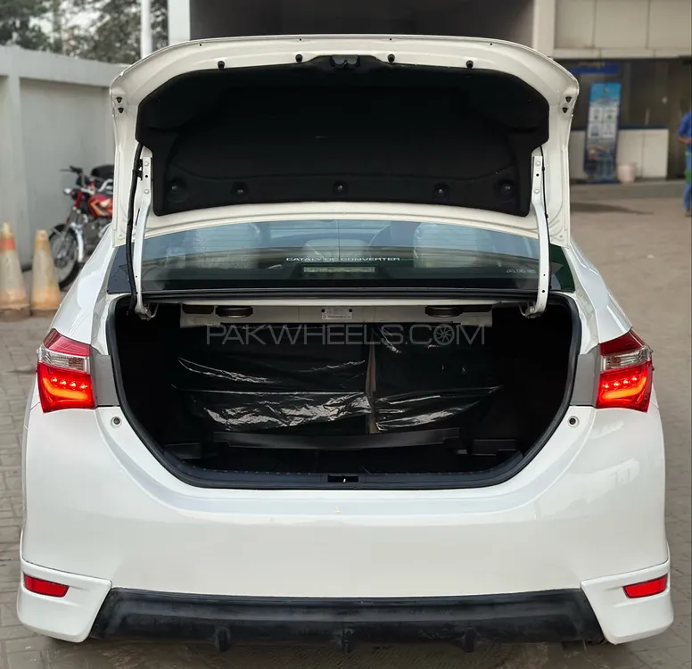 Toyota Corolla 2017 for Sale in Gujranwala Toyota Corolla 2017 for Sale in Gujranwala Image-15