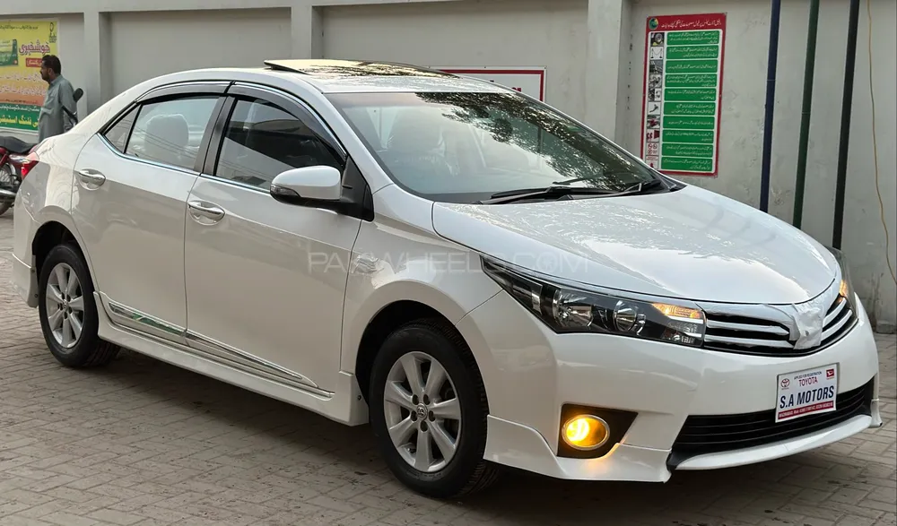 Toyota Corolla 2017 for Sale in Gujranwala Toyota Corolla 2017 for Sale in Gujranwala Image-4
