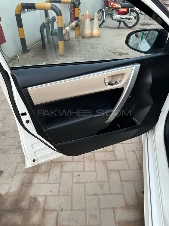 Toyota Corolla 2017 for Sale in Gujrat Toyota Corolla 2017 for Sale in Gujrat Image-19