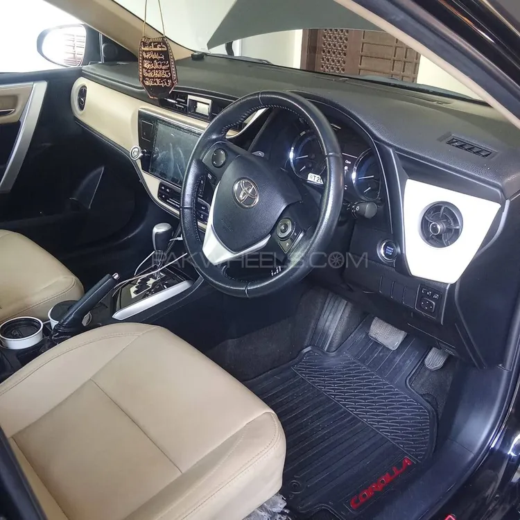 Toyota Corolla 2021 for Sale in Lahore Toyota Corolla 2021 for Sale in Lahore Image-5