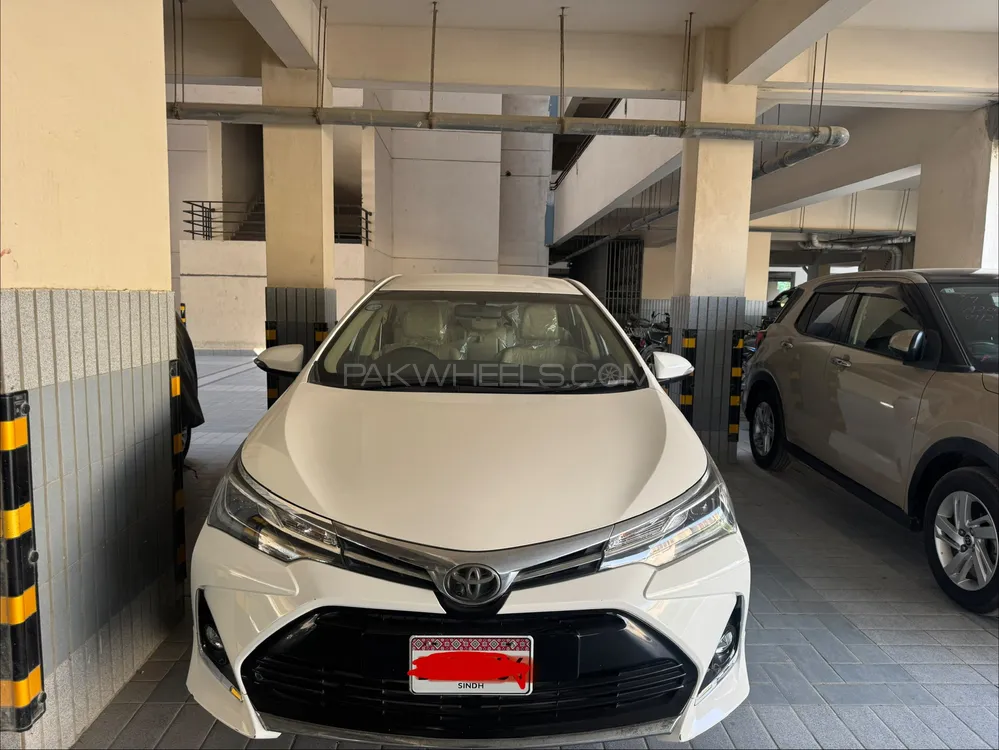 Toyota Corolla 2021 for Sale in Karachi Image-1