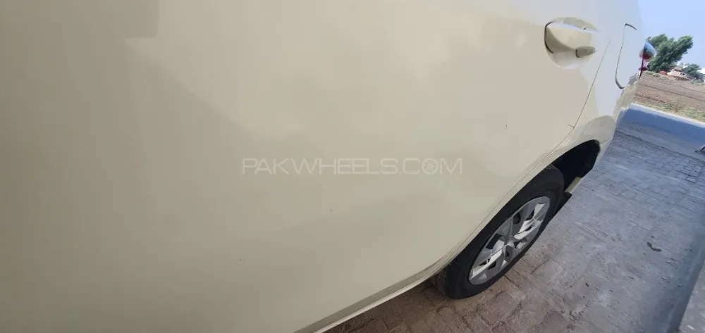 Toyota Corolla 2017 for Sale in Farooqabad Toyota Corolla 2017 for Sale in Farooqabad Image-12