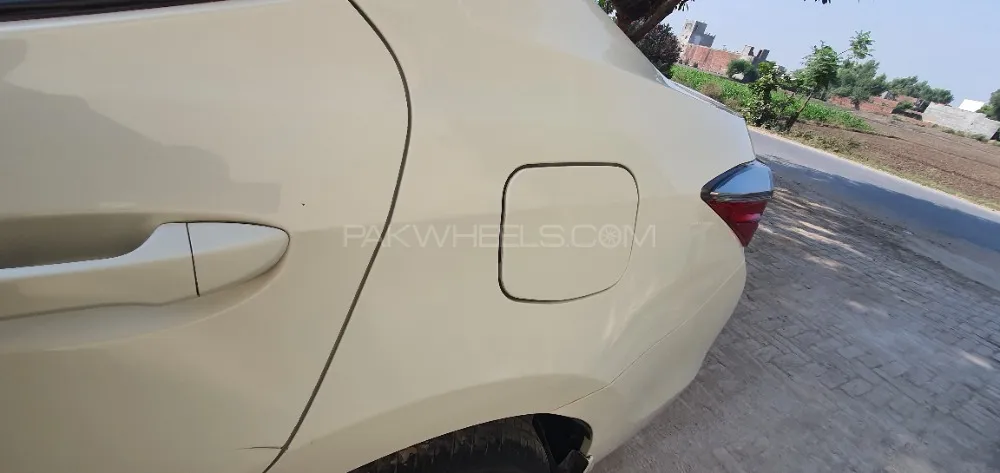 Toyota Corolla 2017 for Sale in Farooqabad Toyota Corolla 2017 for Sale in Farooqabad Image-10