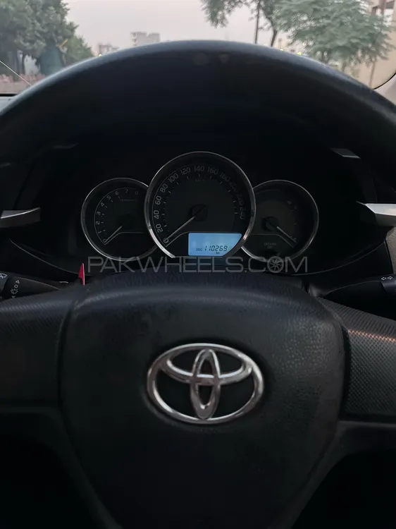 Toyota Corolla 2016 for Sale in Lahore Image-1