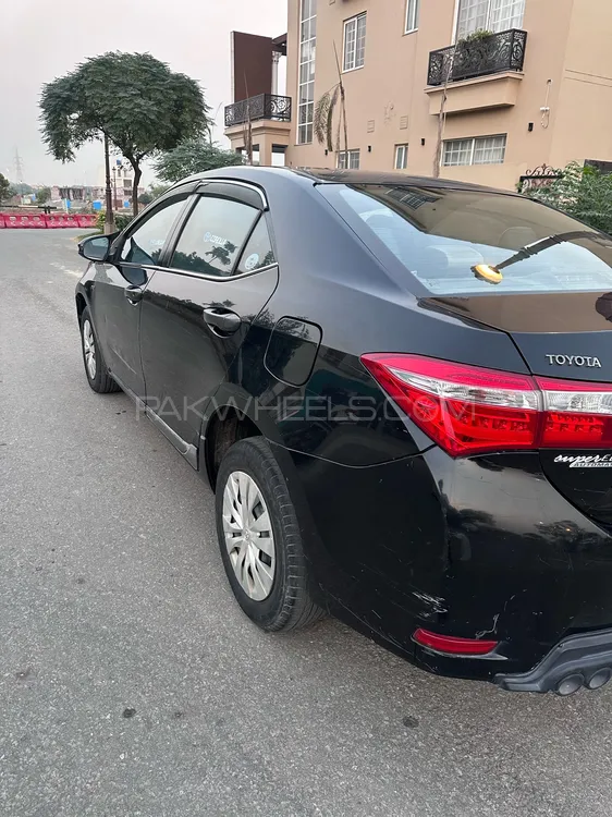 Toyota Corolla 2016 for Sale in Lahore Toyota Corolla 2016 for Sale in Lahore Image-11