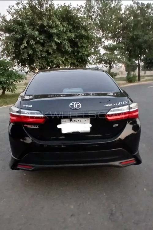 Toyota Corolla 2019 for Sale in Lahore Toyota Corolla 2019 for Sale in Lahore Image-7