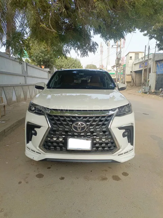 Toyota Fortuner 2021 for Sale in Karachi Image-1