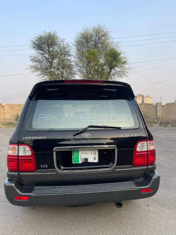 Toyota Land Cruiser 2001 for Sale in Faisalabad Toyota Land Cruiser 2001 for Sale in Faisalabad Image-5