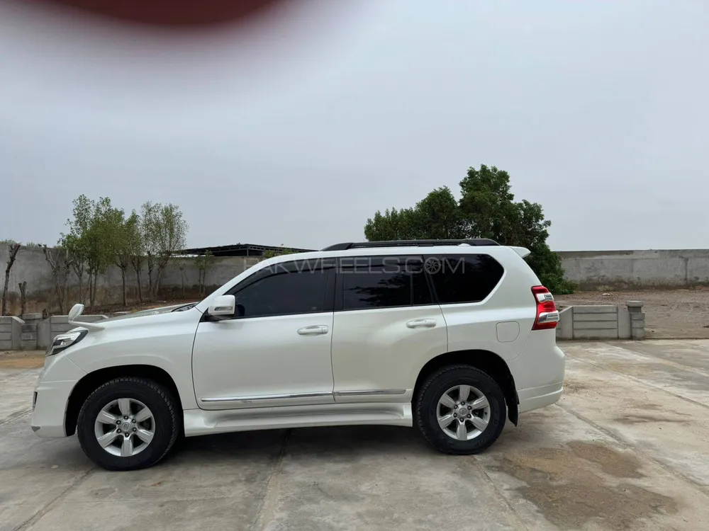 Toyota Prado 2015 for Sale in Hyderabad Toyota Prado 2015 for Sale in Hyderabad Image-2