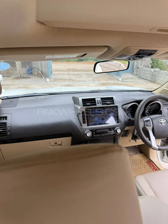 Toyota Prado 2015 for Sale in Hyderabad Toyota Prado 2015 for Sale in Hyderabad Image-11