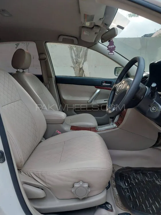 Toyota Premio 2002 for Sale in Karachi Toyota Premio 2002 for Sale in Karachi Image-13