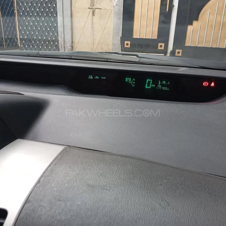 Toyota Prius 2009 for Sale in Rawalpindi Toyota Prius 2009 for Sale in Rawalpindi Image-10