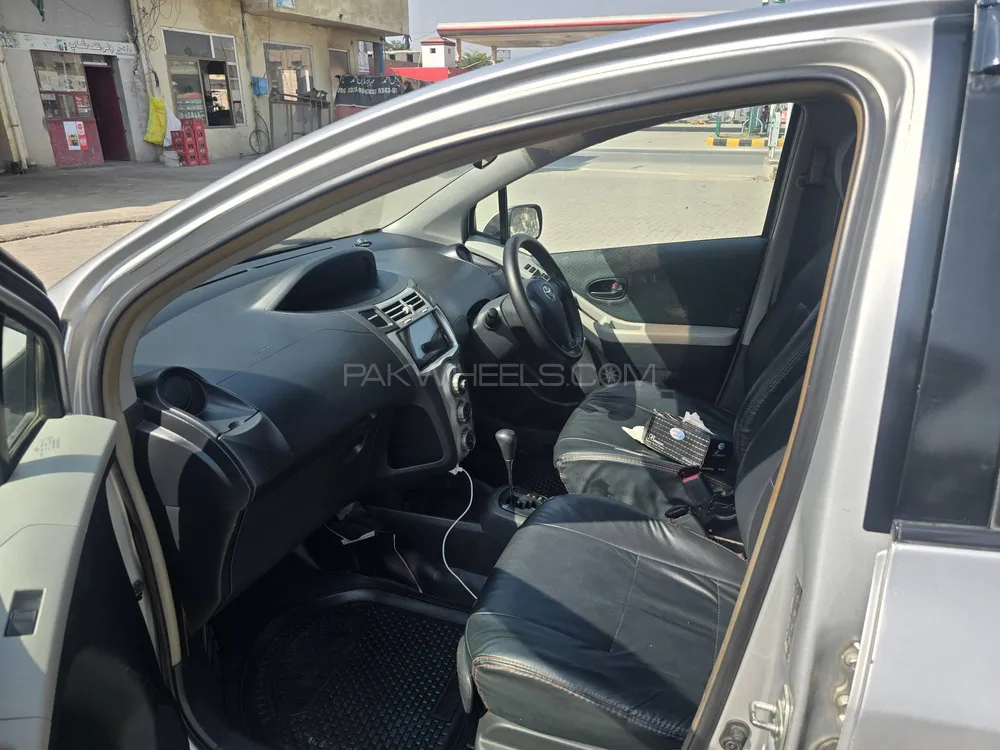 Toyota Vitz 2007 for Sale in Gujrat Toyota Vitz 2007 for Sale in Gujrat Image-8