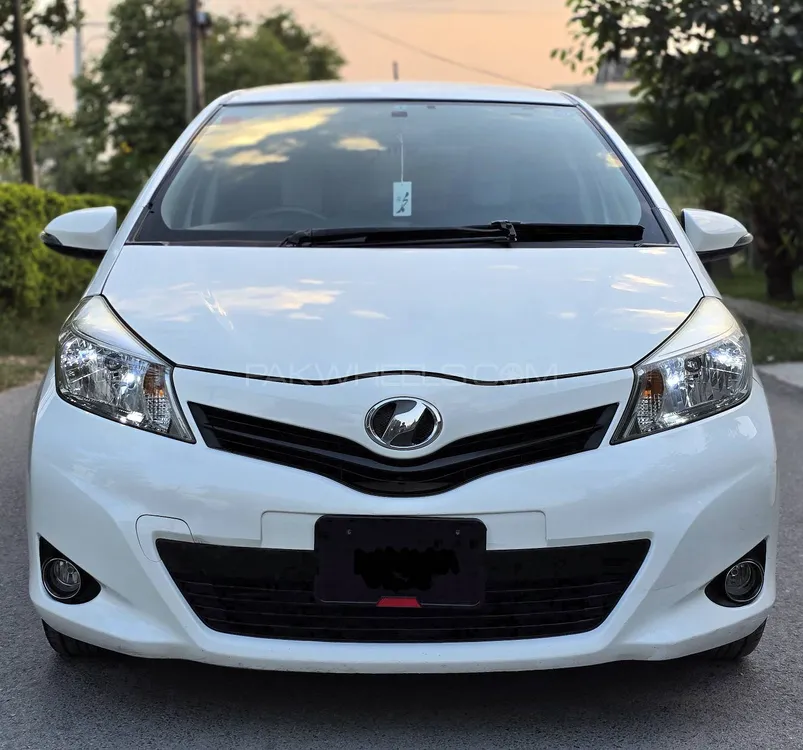 Toyota Vitz 2012 for Sale in Peshawar Toyota Vitz 2012 for Sale in Peshawar Image-4