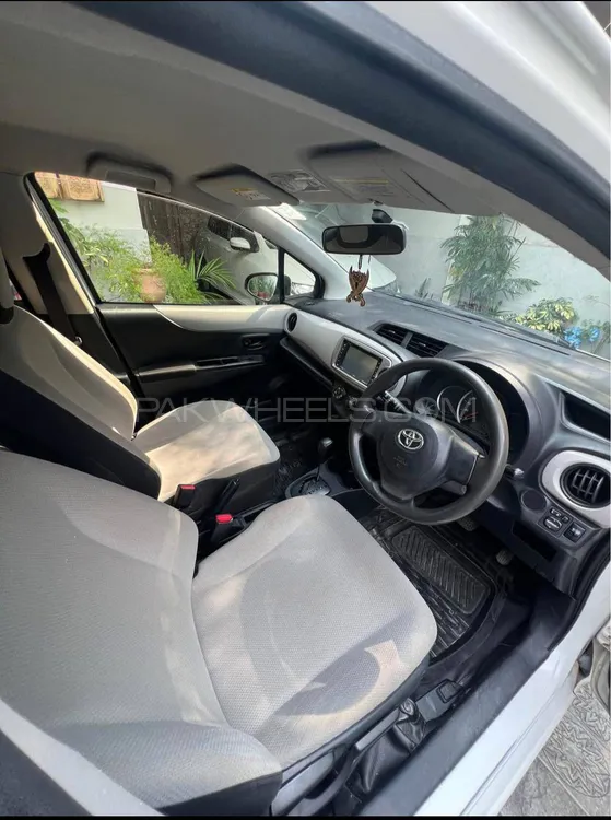 Toyota Vitz 2014 for Sale in Islamabad Toyota Vitz 2014 for Sale in Islamabad Image-5