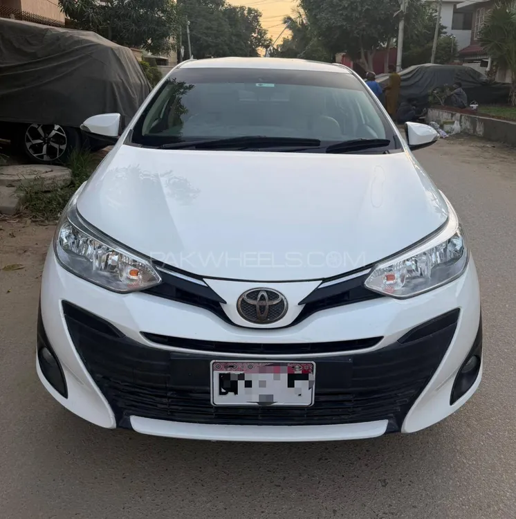 Toyota Yaris Sedan 2021 for Sale in Karachi Image-1