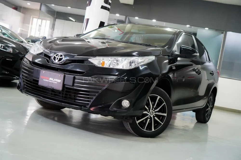 Toyota Yaris Sedan 2023 for Sale in Lahore Image-1