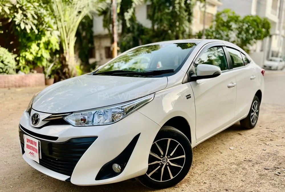 Toyota Yaris Sedan 2023 for Sale in Karachi Image-1
